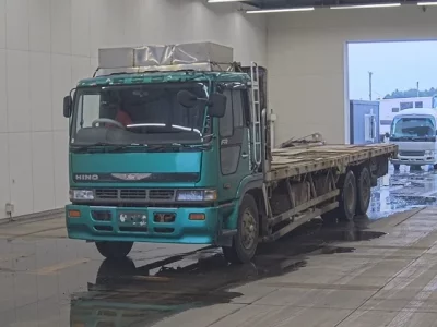 Hino TRUCK