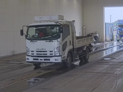 Isuzu FORWARD