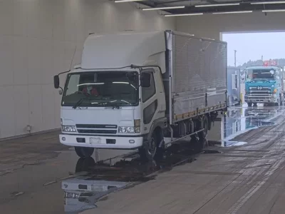 Mitsubishi FUSO FIGHTER