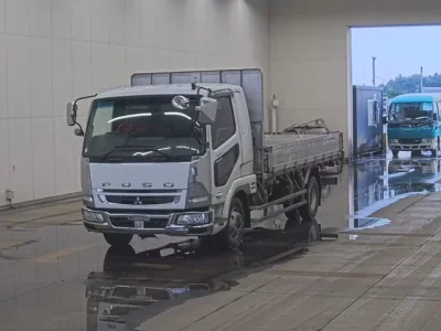 Mitsubishi FUSO FIGHTER