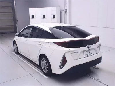 Toyota PRIUS PHV