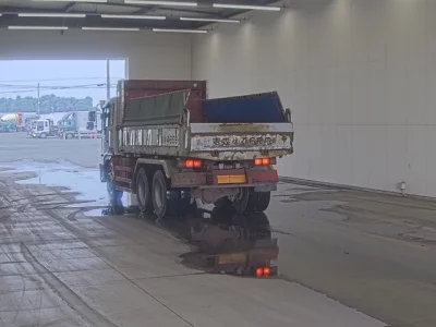 Hino PROFIA