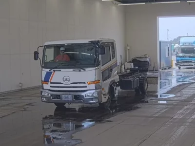 Nissan UD SERIES