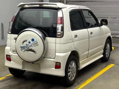 Daihatsu TERIOS KID