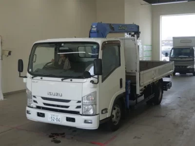 Isuzu ELF