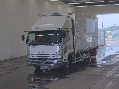 Isuzu FORWARD