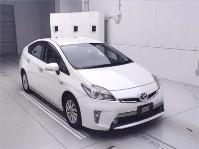 Toyota PRIUS PHV