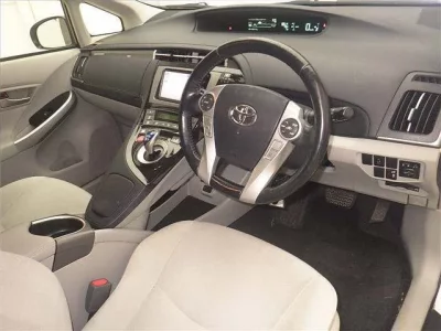 Toyota PRIUS PHV