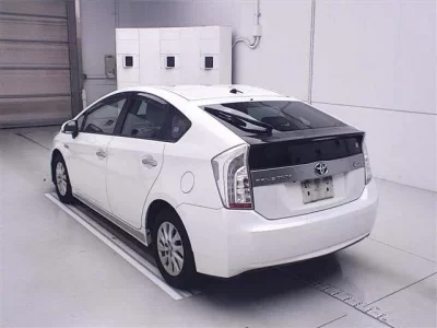 Toyota PRIUS PHV