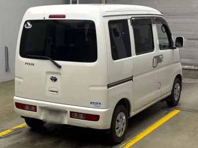 Toyota PIXIS VAN