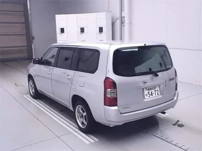Toyota SUCCEED