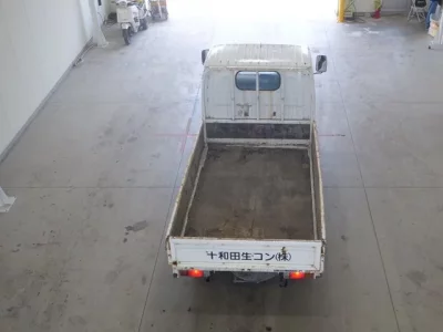 Isuzu TRUCK