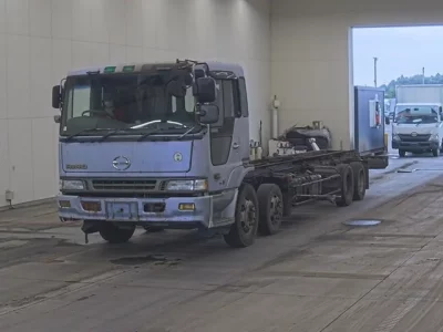 Hino TRUCK