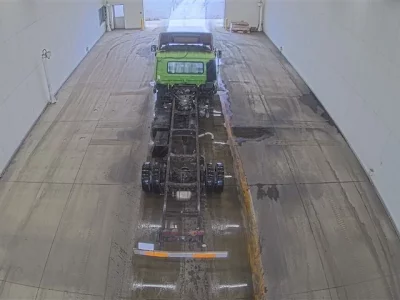 Nissan TRUCK
