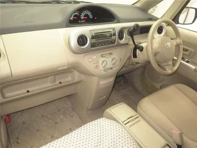 Toyota PORTE