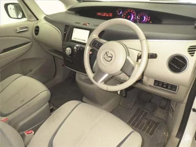 Mazda BIANTE