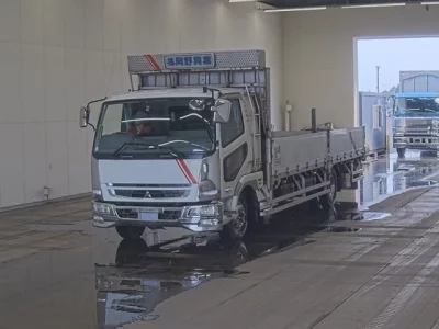 Mitsubishi FUSO FIGHTER