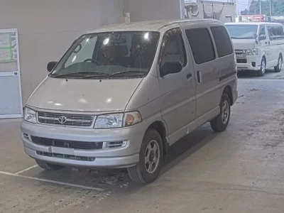 Toyota REGIUS VAN