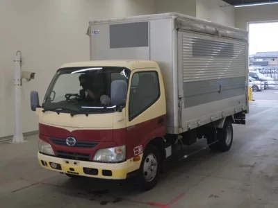 Hino DUTRO