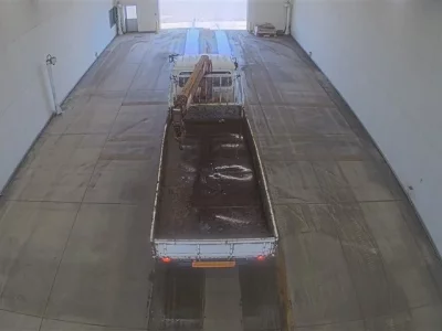 Nissan TRUCK