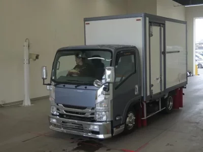 Isuzu ELF