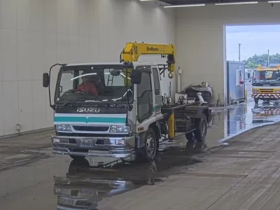 Isuzu FORWARD