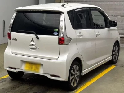 Mitsubishi EK CUSTOM