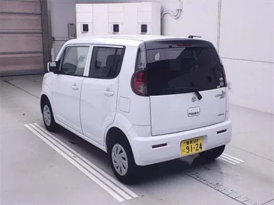 Suzuki MRWAGON