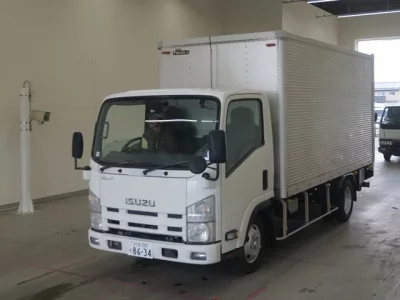 Isuzu ELF