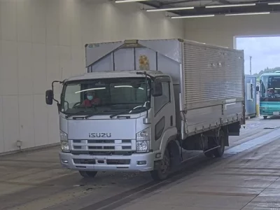 Isuzu FORWARD