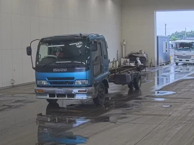 Isuzu FORWARD