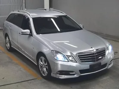 Mercedes-Benz E CLASS WAGON