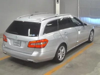 Mercedes-Benz E CLASS WAGON