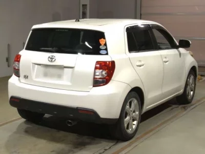 Toyota IST
