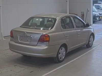 Toyota PLATZ