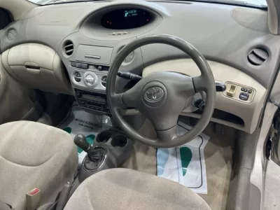 Toyota PLATZ