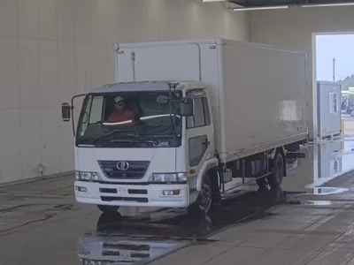 Nissan UD SERIES