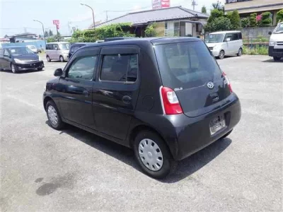 Daihatsu Esse