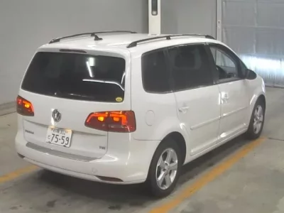 Volkswagen GOLF TOURAN