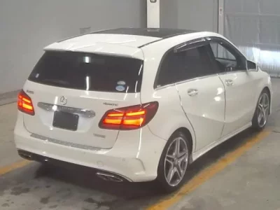 Mercedes-Benz B CLASS