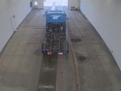 Nissan TRUCK