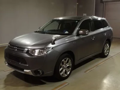 Mitsubishi OUTLANDER PHEV