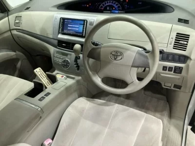 Toyota ESTIMA HYBRID