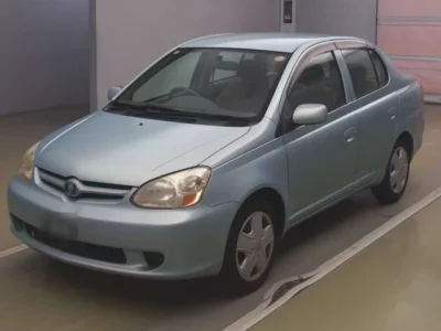 Toyota PLATZ