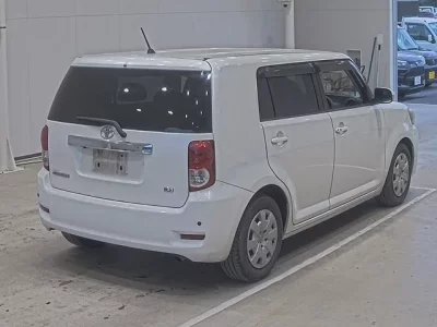 Toyota COROLLA RUMION
