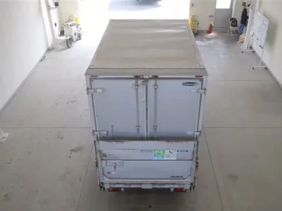 Nissan TRUCK
