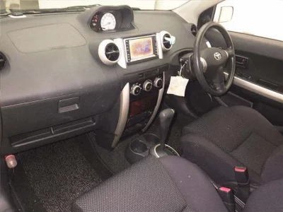 Toyota IST