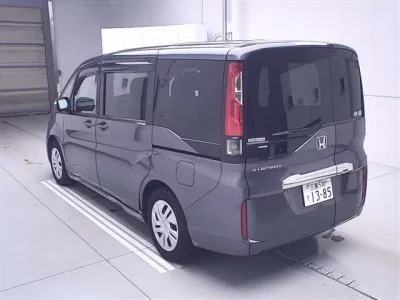 Honda STEP WAGON