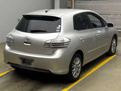 Toyota BLADE