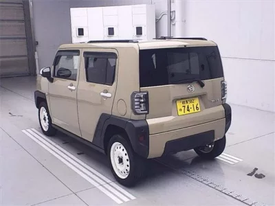 Daihatsu TAFT